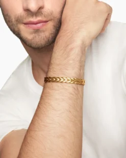 Chevron Cuff Bracelet 18K Yellow Gold, 9mm