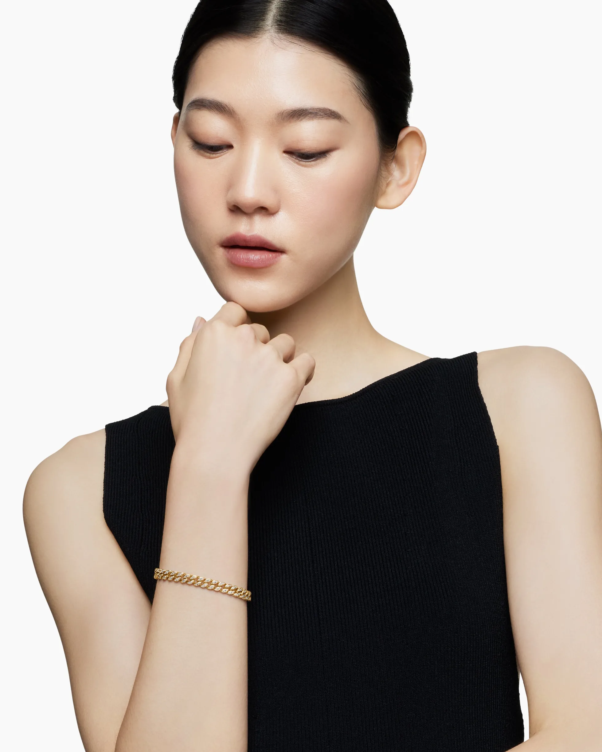 Curb Chain Bracelet 18K Yellow Gold with Diamonds, 7mm