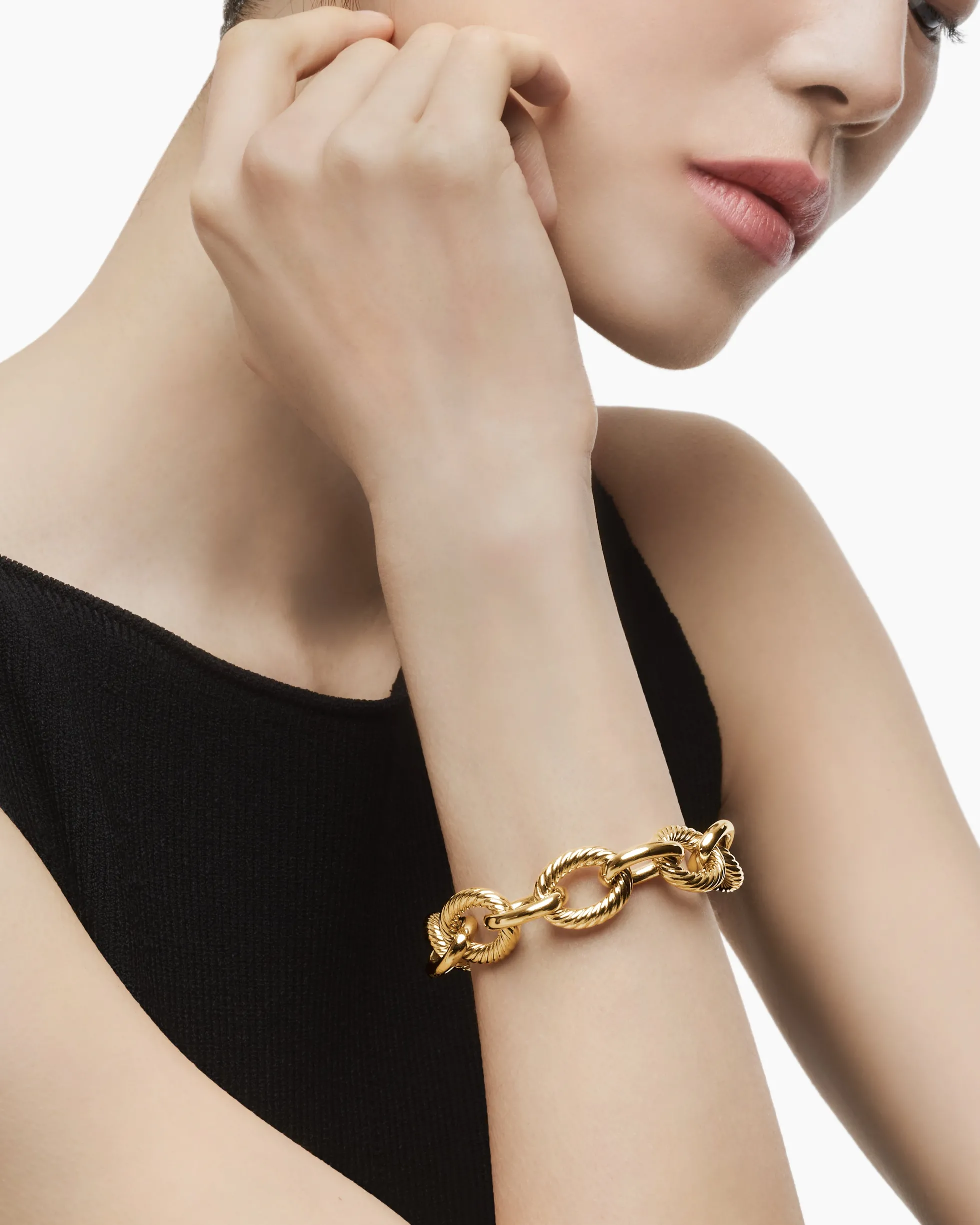 Oval Link Chain Bracelet 18K Yellow Gold, 17mm