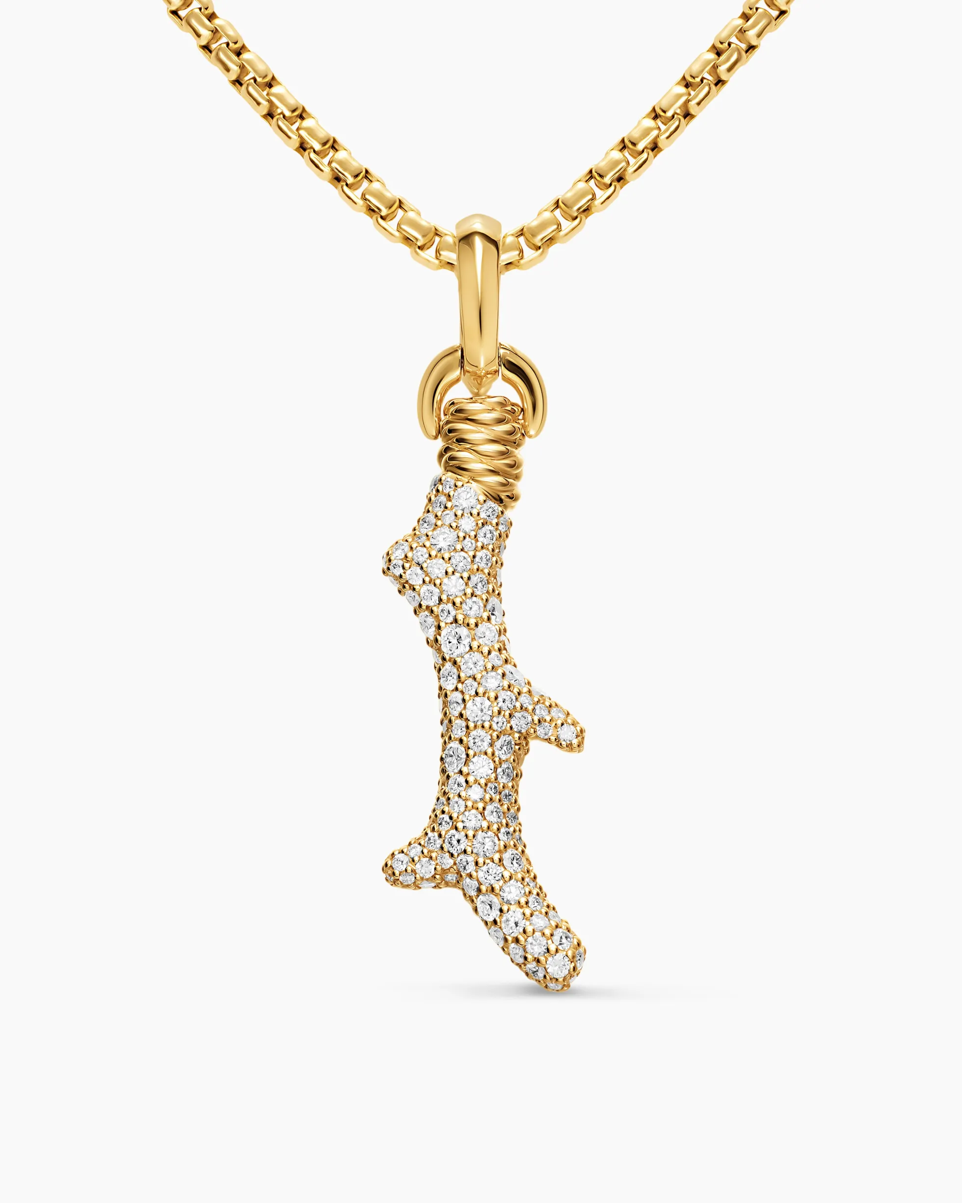Pavé Coral Amulet 18K Yellow Gold with Diamonds, 35mm