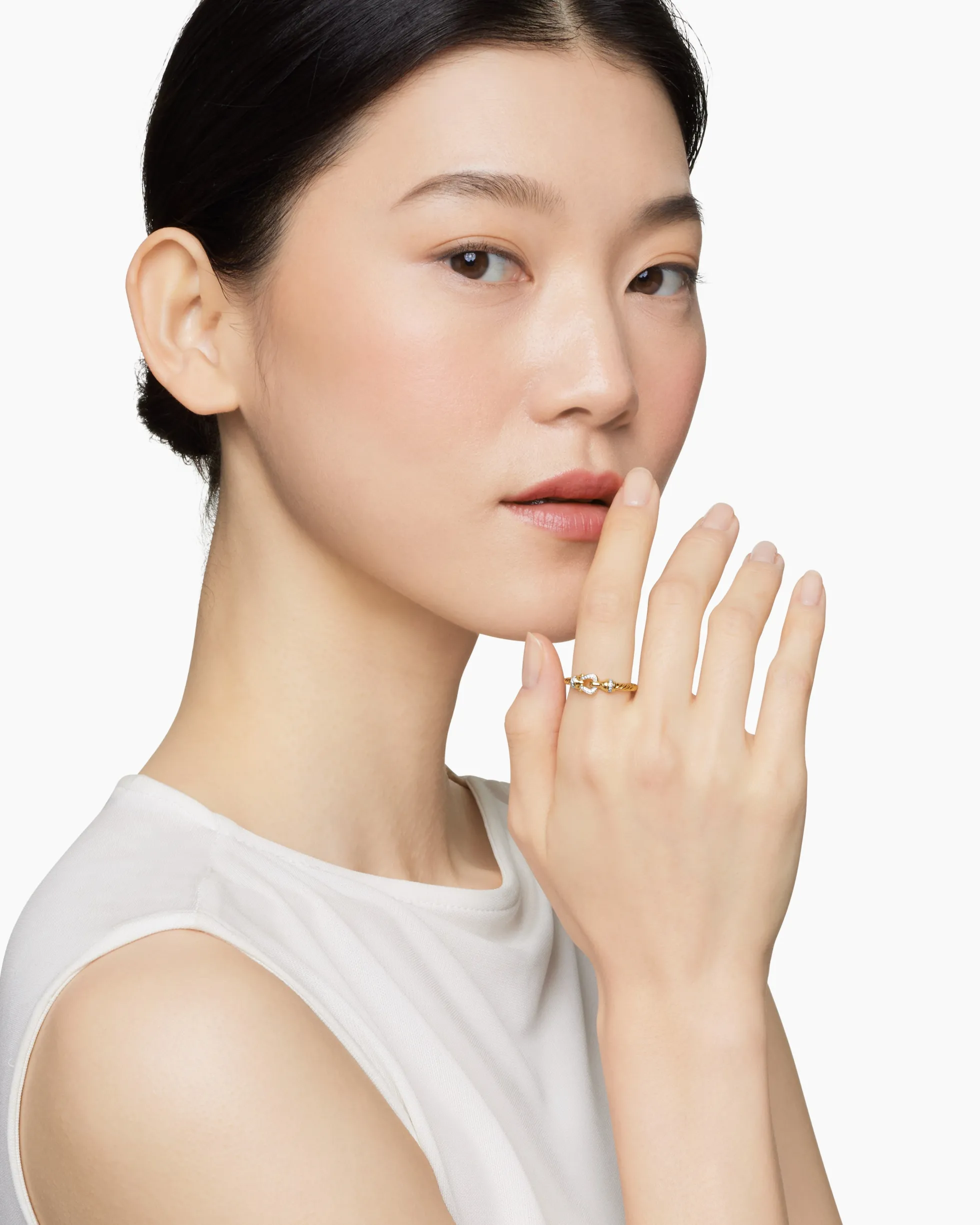Petite Buckle Ring 18K Yellow Gold with Diamonds, 2mm