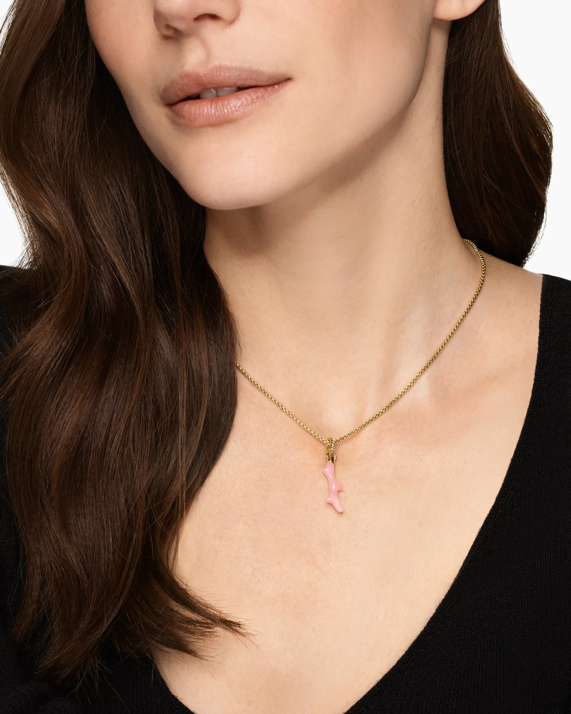 Petite Coral Amulet 18K Yellow Gold with Pink Opal, 25.2mm