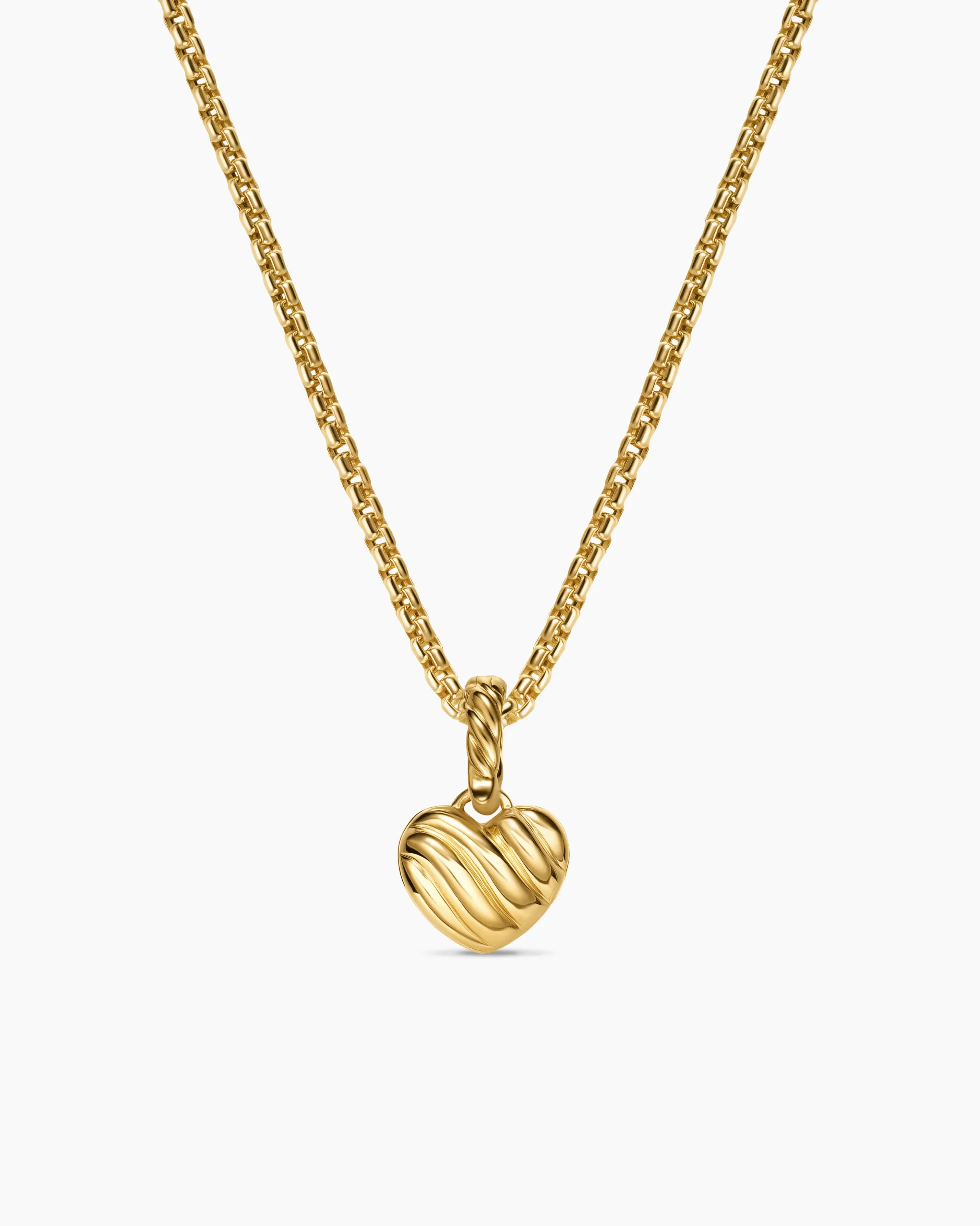 Petite Pavé Heart Amulet 18K Yellow Gold with Diamonds, 7.4mm